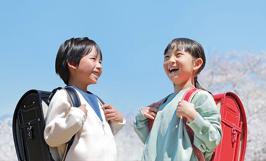 同じ牛革ベルト
