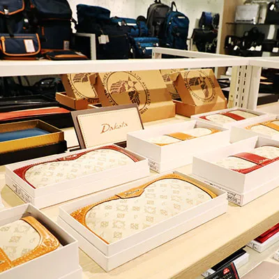 財布・小物コーナー