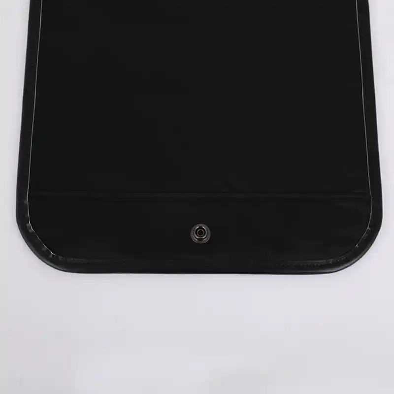 フラップ裏面（取り付け金具を外した状態）